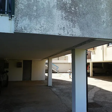 Spacious In Isola For 5 People Ca' Zadra *